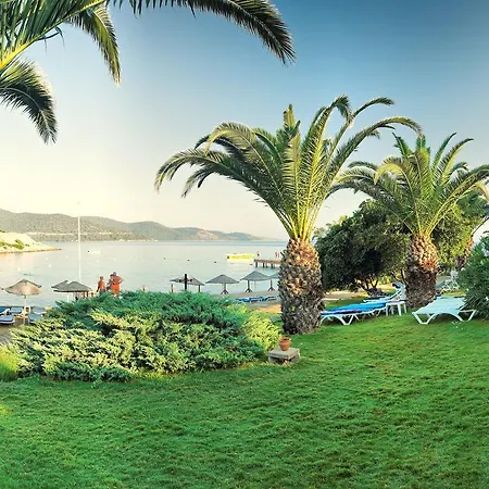 Ora Holiday Village Rezort