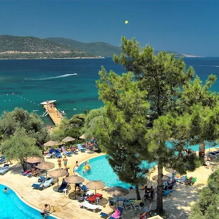 Ora Holiday Village Rezort 4*