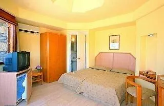 Ora Holiday Village Ośrodek wypoczynkowy